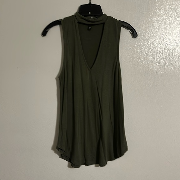 Express Top - Picture 1 of 4